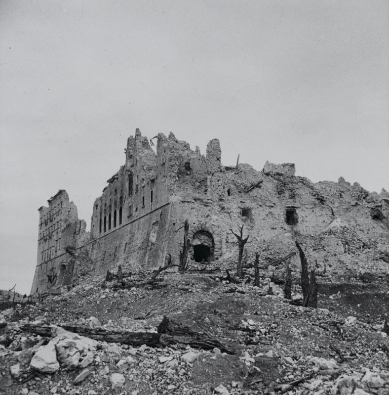 MAY221944.jpg