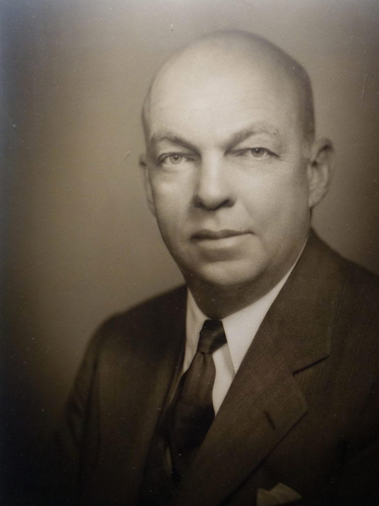 edwin-armstrong_crop-768x1024.jpg