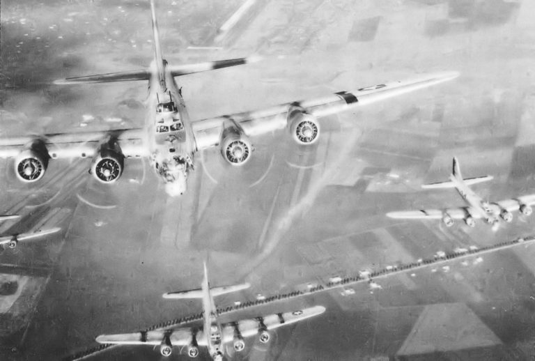 bombers-over-italy-768x518.jpeg