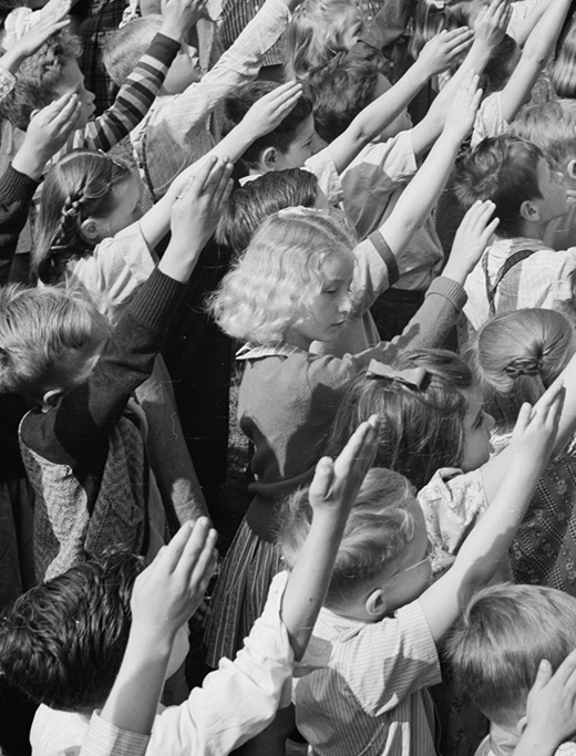 X-Southington_Connecticut_School_children_pledging_their_allegiance_to_the_flag_1942.jpg