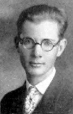 Fred_Whipple_1927.jpg