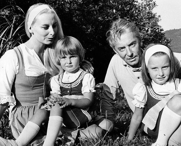 Karajan_chtitefamillekarajan-e1588986323204.jpg