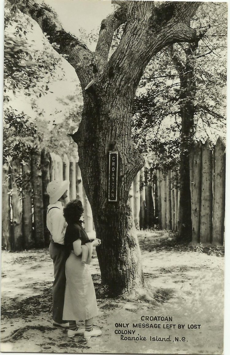 Croatoan_Tree_Roanoke_Island_21952140799-750x1159.jpg