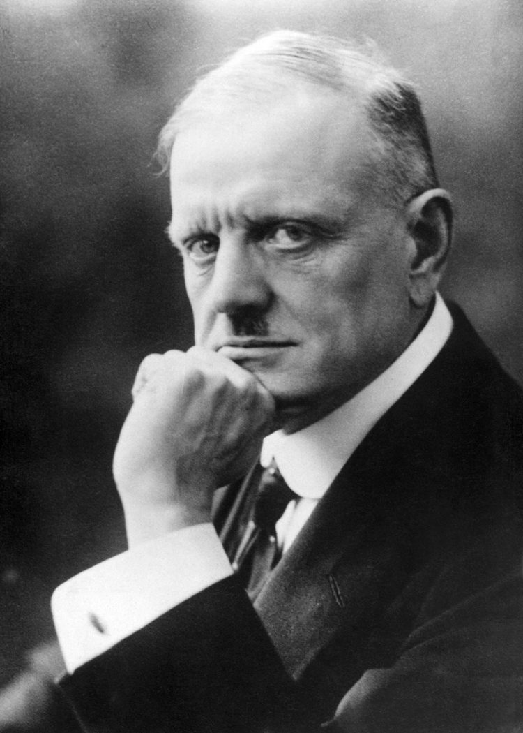 Sibelius-750x1050.jpg